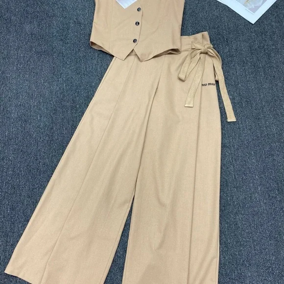 Miu Miu Beige Vest & Wide Leg Pants Two Piece Set - Picture 5 of 6